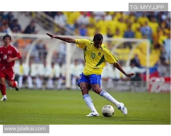 绿茵传奇见证足球史上最成功球星辉煌与永恒荣耀 绿茵传奇见证足球史上最成功球星辉煌与永恒荣耀