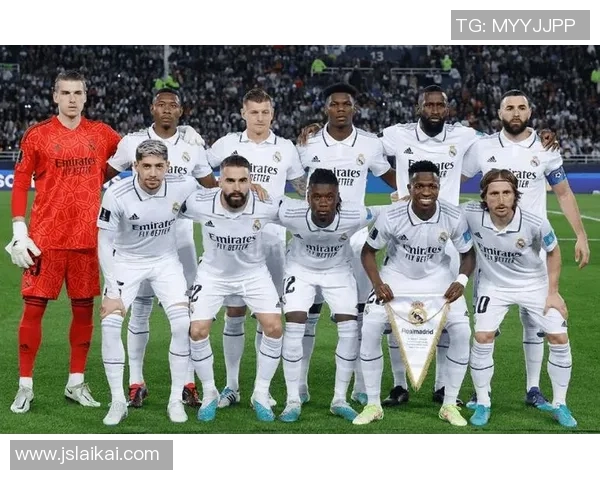 足球明星缩写解析与球场传奇:探索各大球员背后的名字与辉煌历史 足球明星缩写解析与球场传奇:探索各大球员背后的名字与辉煌历史